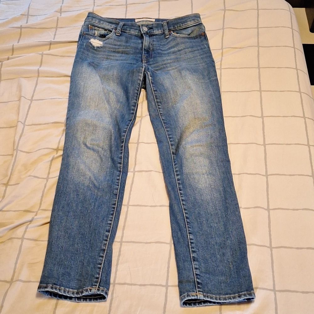 Gap real straight blue jeans size 25